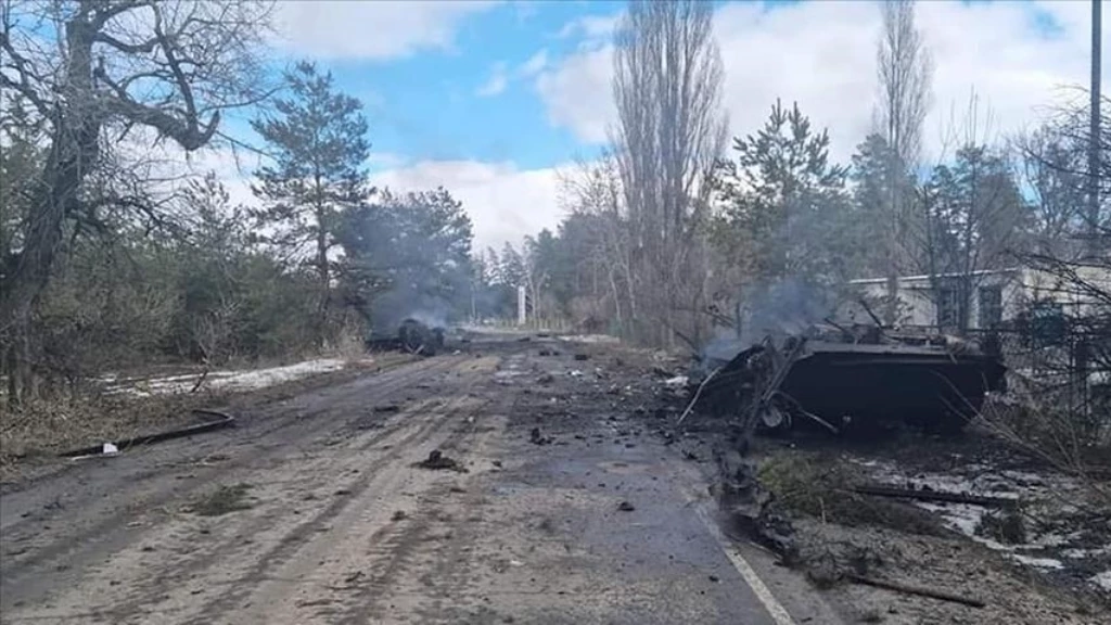 مجزرة دبابات.. الصواريخ الأوكرانية تفتك برتل كامل للقوات الروسية (فيديو)