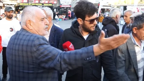 لماذا سكتّم عن الأرمن؟.. مُسن تركي يشعل وسائل التواصل بدفاعه عن السوريين وتجنيسهم (فيديو)