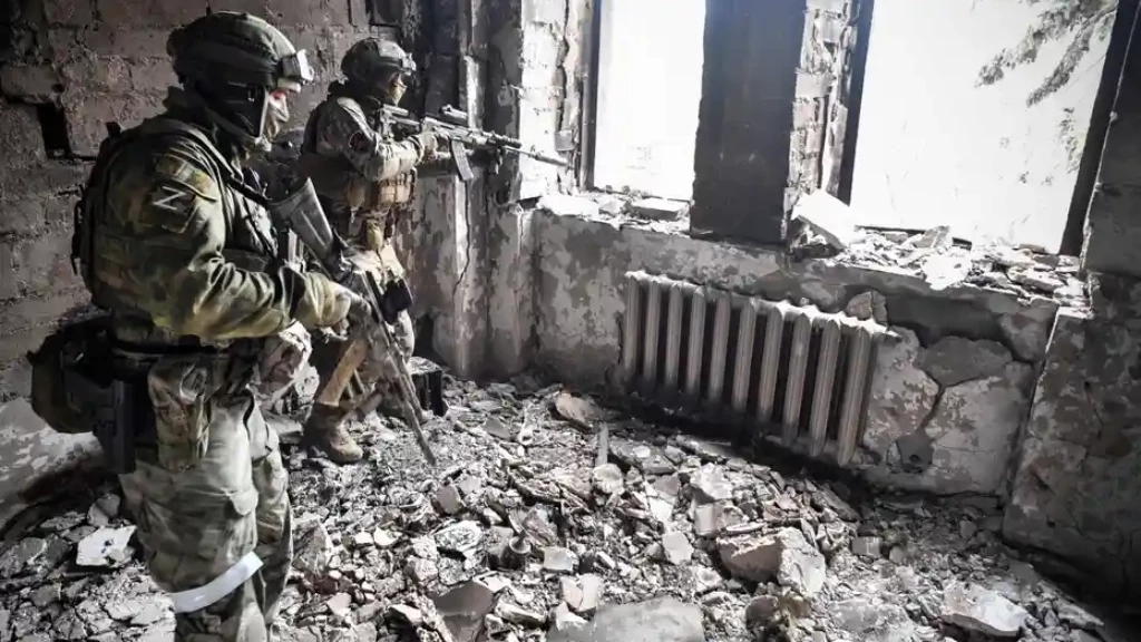 روسيا تقلّد ميليشيا أسد وتنفذ "مذبحة التضامن" في أوكرانيا (فيديو)