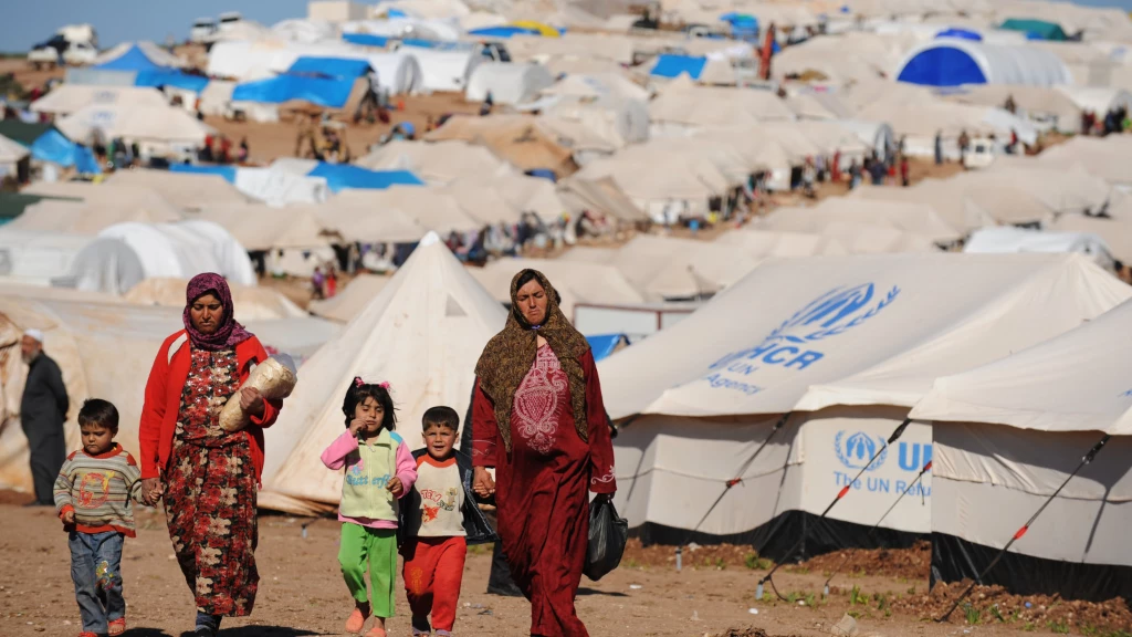 وزير المهجرين اللبناني يتحدى الأمم المتحدة ويتوعد اللاجئين السوريين