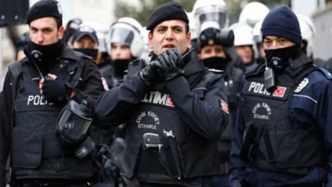 تركيا.. ضابط بفرع مكافحة المخدرات متورط بتهريب المخدرات والصدمة بهوية حامي العصابة