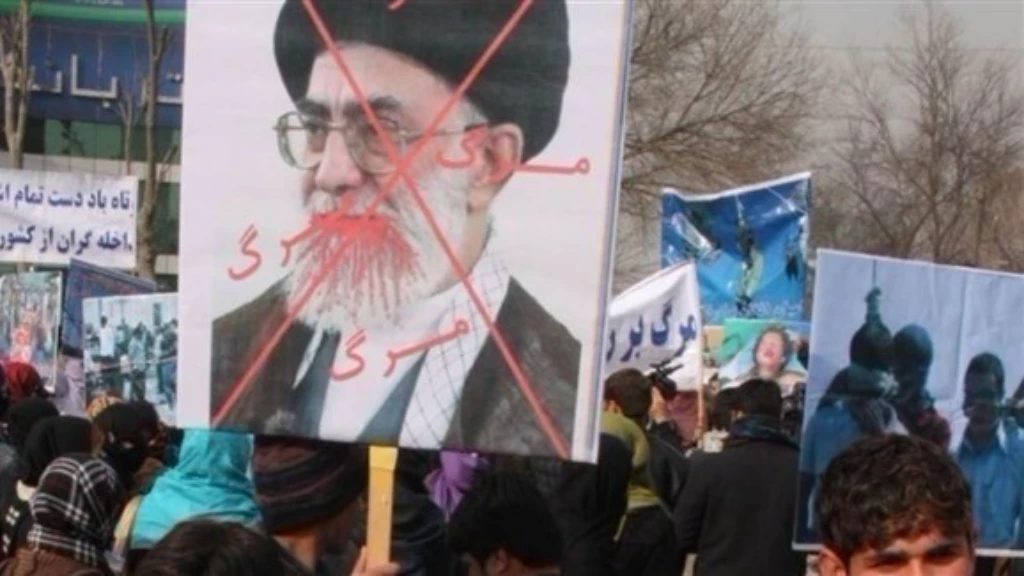معارض إيراني: نظام الملالي زاد من إعدامات معارضيه ولن تستقر سوريا والمنطقة إلا برحيله