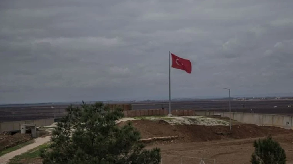 مقتل سوري وجرح آخر على الحدود التركية
