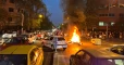 بعد تعذيب شابة حتى الموت.. مظاهرات عارمة تجتاح إيران والأمن يطلق النار على المدنيين (فيديو)