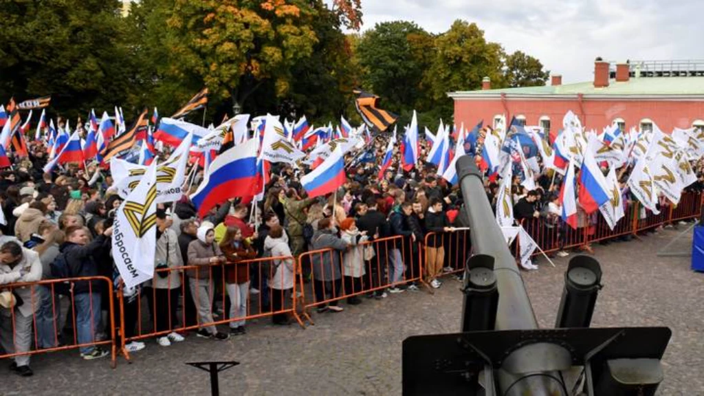 مسيرة لدعم استفتاءات الضم في المناطق التي تسيطر عليها روسيا في أوكرانيا