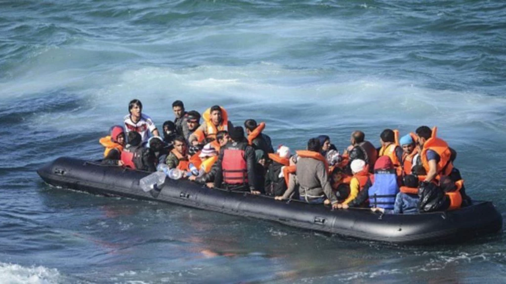 منظمة تحذّر: مصير أسوأ من الموت قد يواجه السوريين الناجين من المركب الغارق قبالة طرطوس