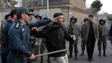 احتجاجات إيران.. اعتقالات واسعة تطال الصحفيين ومنظمة حقوقية توثق الأعداد