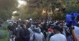 احتجاجات إيران.. المشاركة النسائية تتوسع وطالبات المدارس يدسن صور خامنئي وأمنه