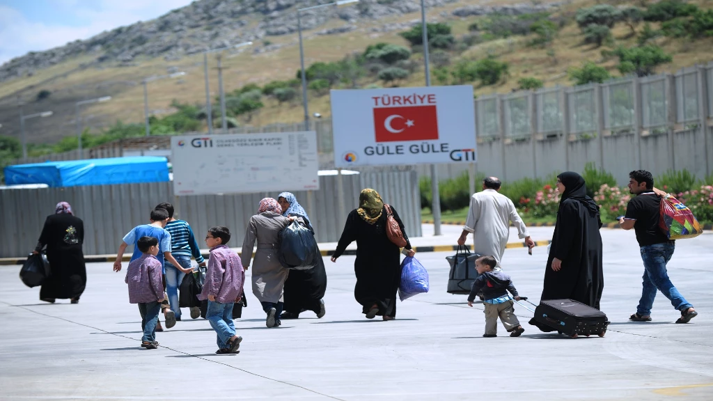 الهجرة التركية ترد على هيومن رايتس: عودة السوريين طوعية ولا نجبر أحداً