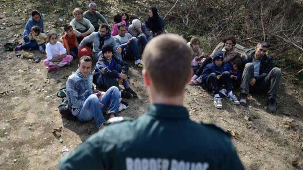 حرس الحدود البلغاري يعتدي بوحشية على مهاجرين سوريين بينهم "يوتيوبر" شهير