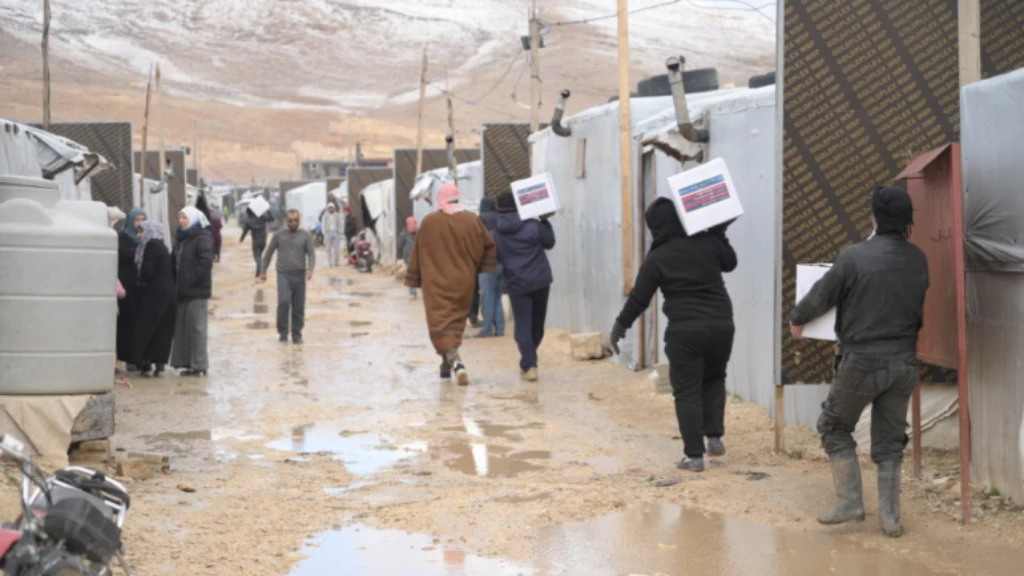 معاناة اللاجئين السوريين في عرسال تدفعهم لطلب المساعدة بعد تخلي المفوّضية عنهم