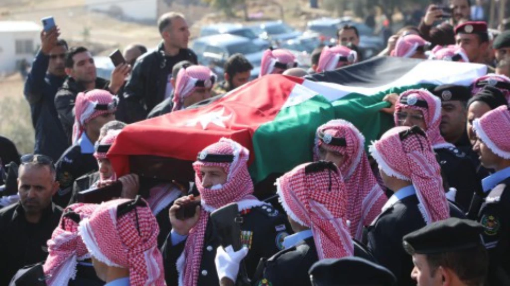 تصاعد الاحتجاجات الشعبية في الأردن.. والأمن العام يعلن مقتل عناصر من صفوفه