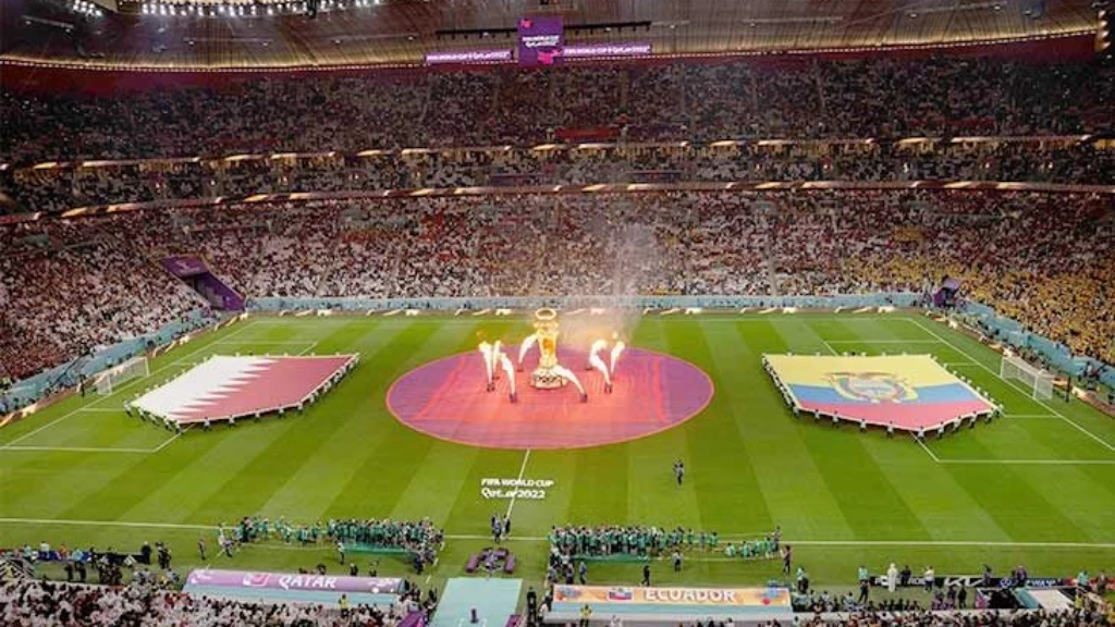 10 فيديوهات وصور  طريفة من كأس العالم 2022 تُشعل الميديا