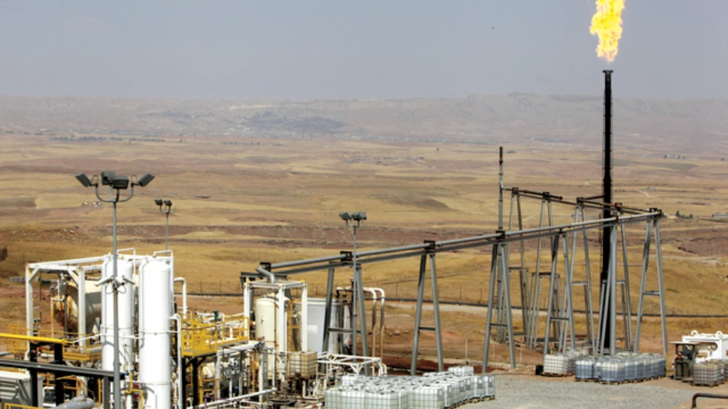 مصدر في وزارة خارجية أسد يكشف لأورينت أسباب تأخير إيران بتوريد النفط للنظام