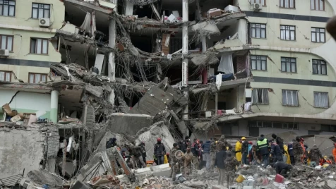 الصحة العالمية تحذّر: عدد ضحايا زلزال تركيا قد يرتفع إلى 8 أضعاف