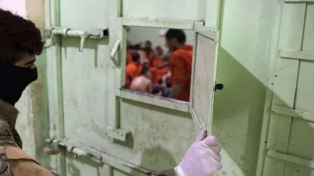 مستغلين وقوع الزلزال.. هروب 20 سجيناً ينتمون لداعش من سجن "راجو" بريف حلب الشمالي