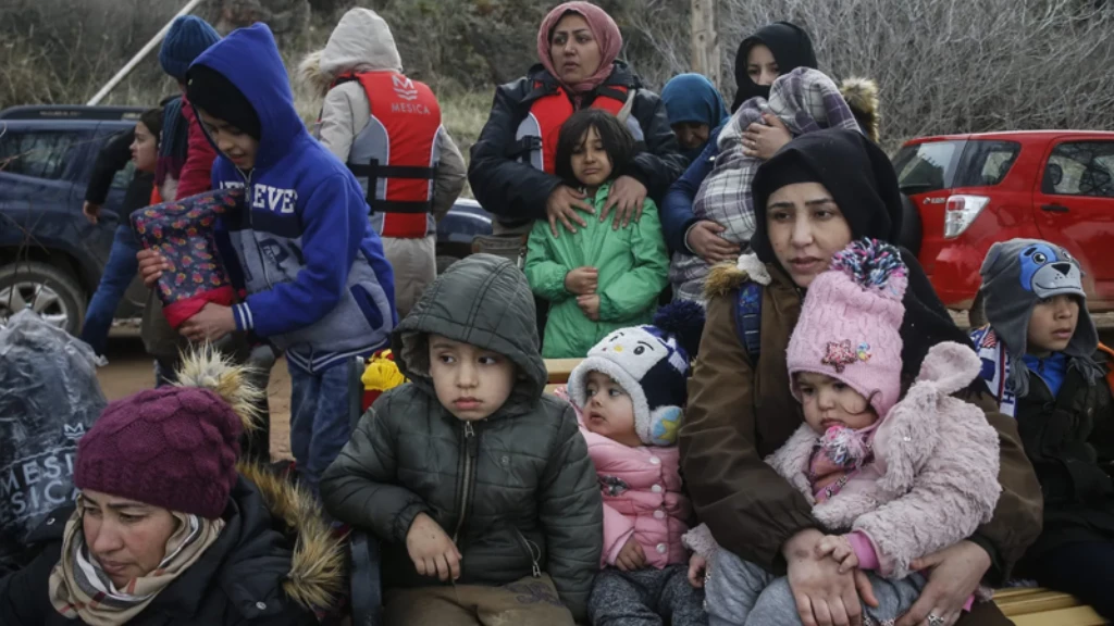 السوريون بالمرتبة الأولى في طلبات اللجوء و3 أسباب وراء الزيادة