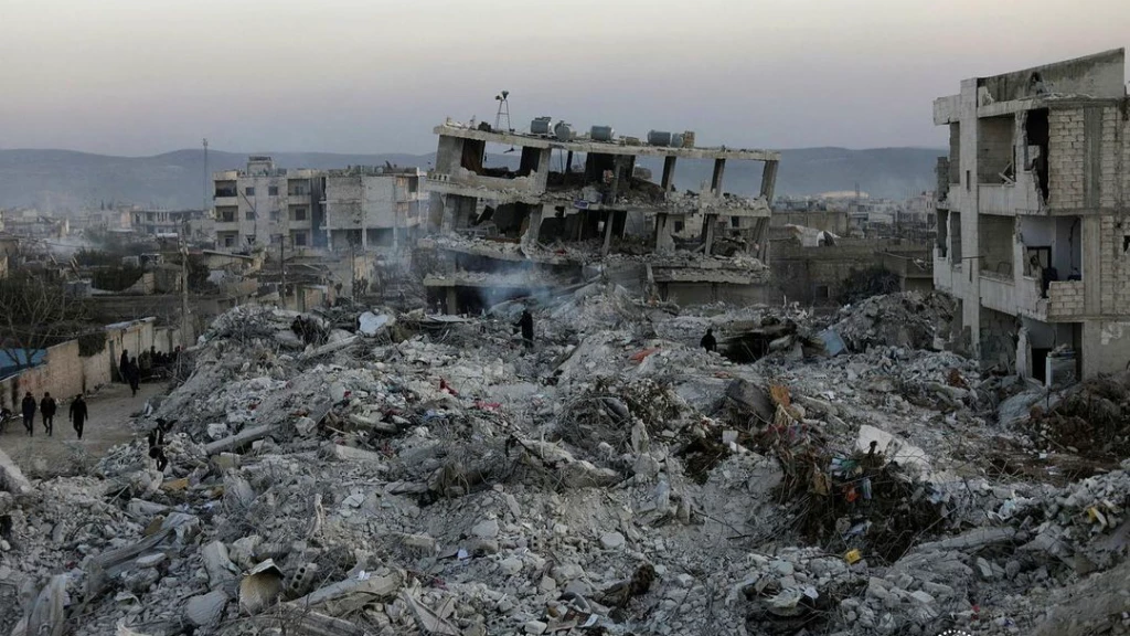 نصفها نساء وأطفال.. إحصائية جديدة لضحايا الزلزال من السوريين في بلدهم وتركيا
