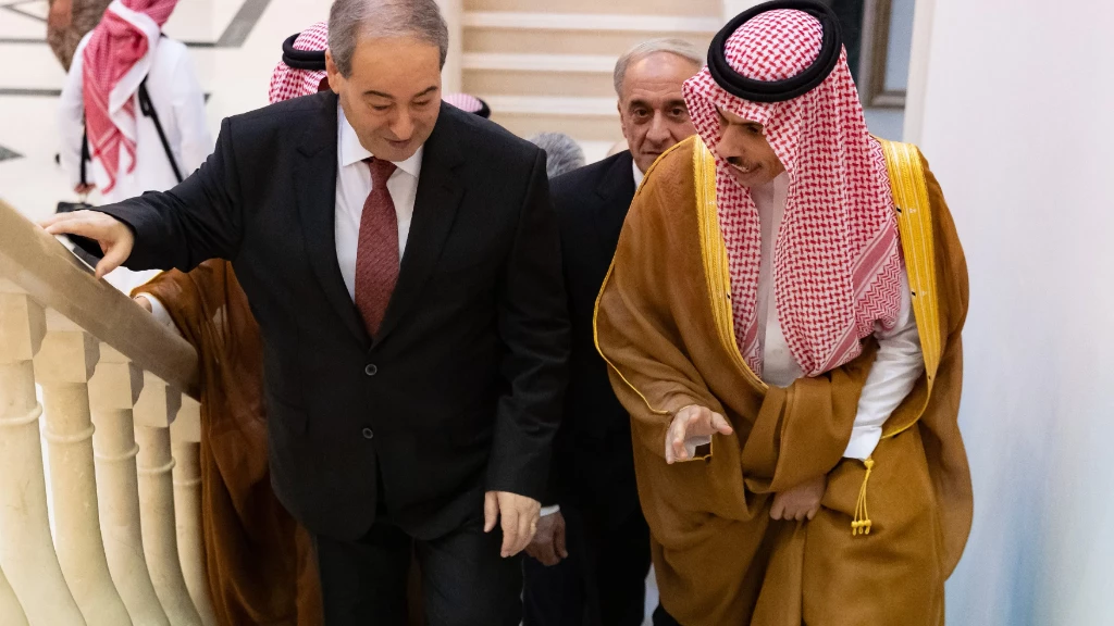 ما الذي يحمله وزير الخارجية السعودي إلى الأسد؟ وهل فشلت المبادرة العربية؟