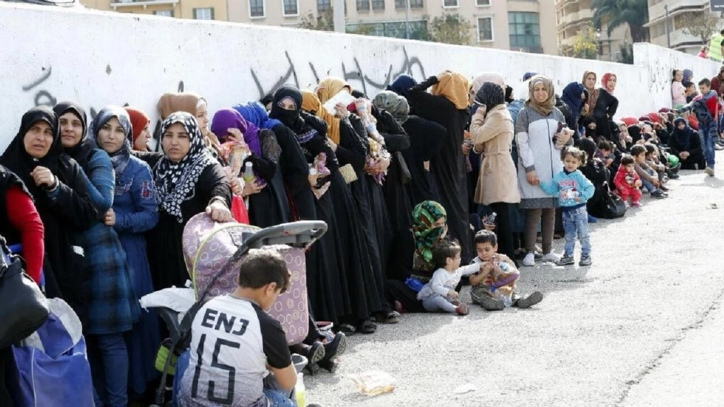 لاجئون سوريون في لبنان يطلقون "الصرخة الأخيرة" لإنقاذهم من الترحيل وتسليمهم لميليشيا أسد
