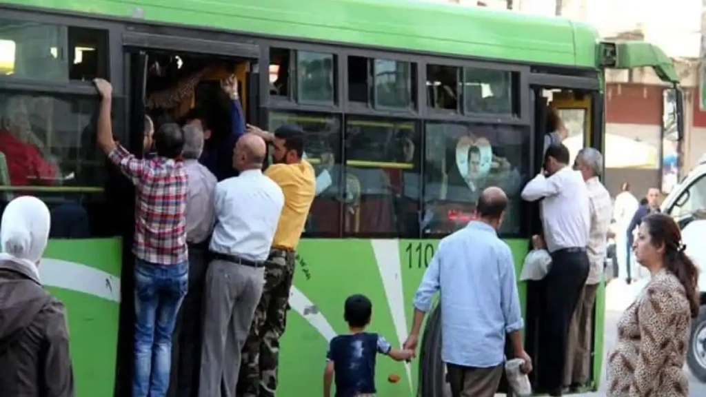 مشروع الحافلات الكهربائية بمناطق سيطرة أسد يثير سخط وسخرية السوريين