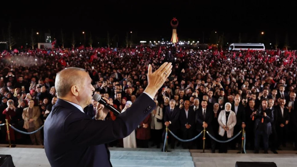 ماذا قال أردوغان عن السوريين؟ وكيف تناولت الصحف العالمية فوزه بالانتخابات؟