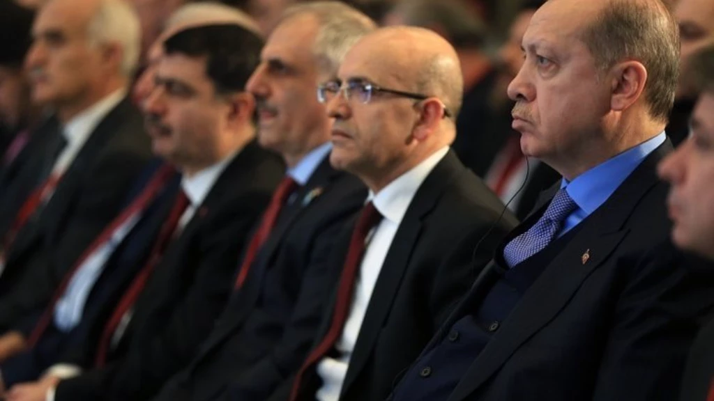 من هو محمد شيمشك المتوقع قيادته للاقتصاد التركي؟ وماذا اشترط على أردوغان؟