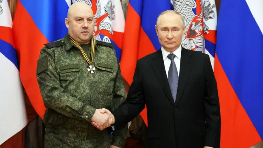 بوتين يعتقل الجنرال الأكثر إجراماً في سوريا وأوكرانيا بتهمة التواطؤ مع فاغنر