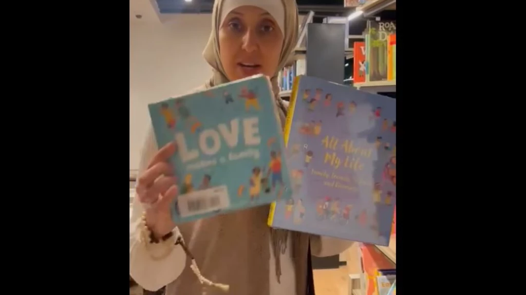 يوتيوبر تدق ناقوس الخطر: كتب أطفال تروّج للمثلية الجنسية في بلد عربي كبير (فيديو)