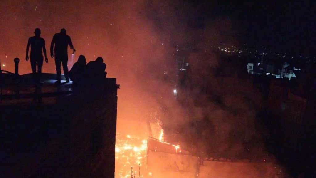 حريق ضخم يلتهم وسط دمشق.. وميليشيا أسد تفجّر أبنية جديدة بدرعا