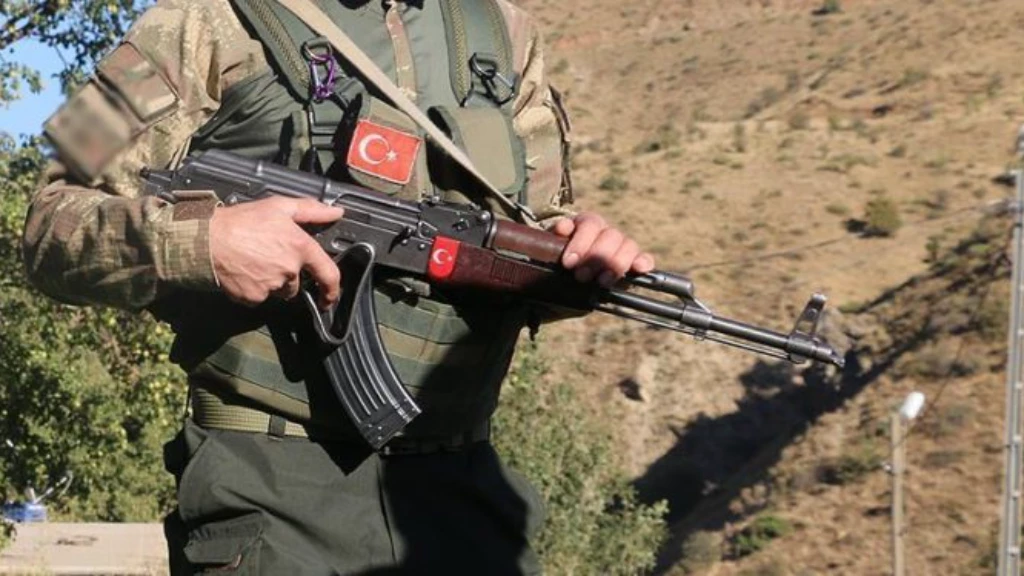 5 قتلى من ميليشيا أسد بينهم ضابط ومقتل شاب برصاص حرس الحدود التركي