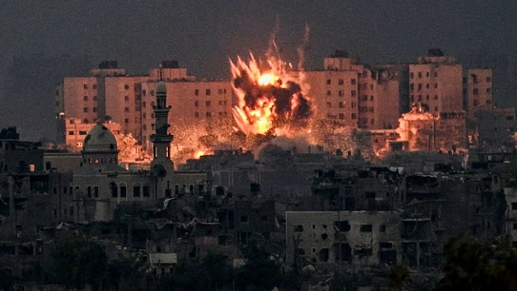 إسرائيل تواصل ارتكاب المجازر بغزة وحاملة طائرات أمريكية ثانية للمنطقة
