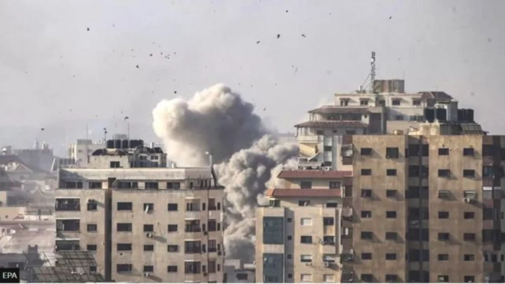 ضحايا قصف غزة المتواصل يتجاوز 25 ألفاً بين قتيل وجريح وإسرائيل تقتحم مخيم جنين