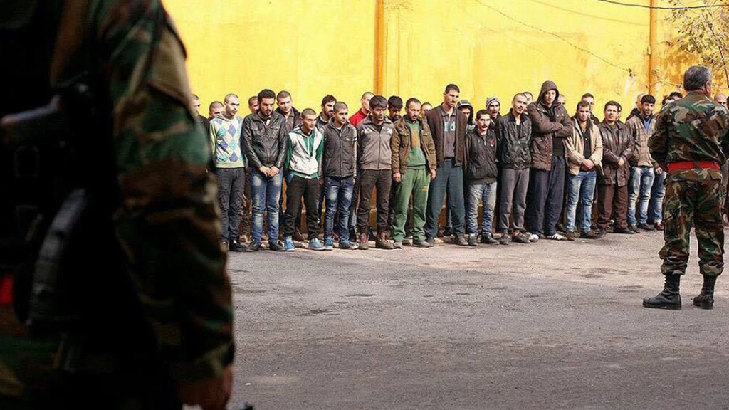 نحو 200 معتقل تعسفياً في سوريا خلال تشرين الأول