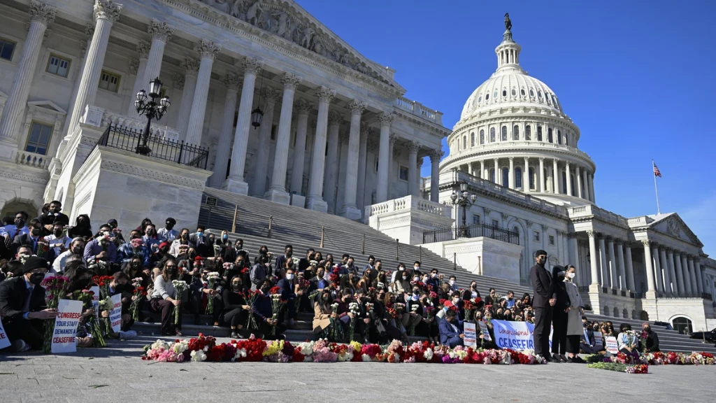 100 موظف في الكونغرس يتضامنون مع غزة: الناخب يريد وقف إطلاق النار