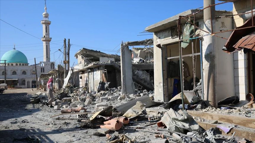 شبكة حقوقية توثق اعتداء ميليشيا أسد وروسيا على 73 مركزاً مدنيّاً في إدلب