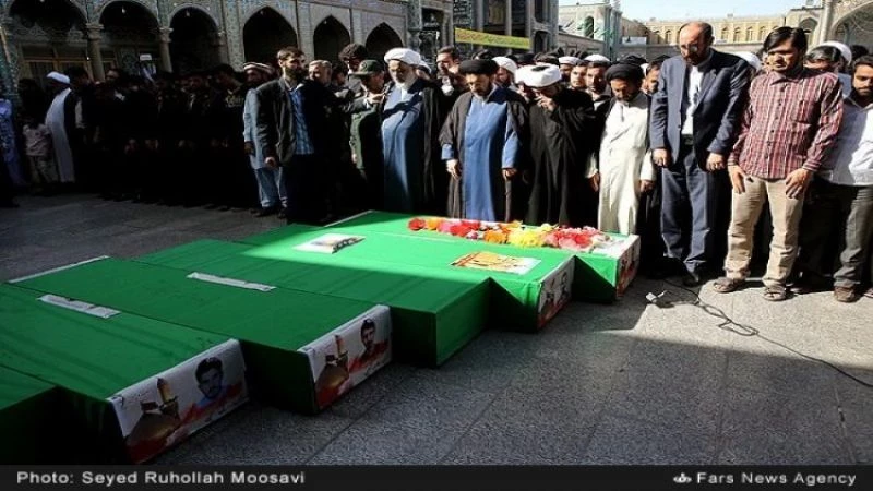 بالصور:إيران تشيّع سبعة باكستانيين قتلوا في سورية!!
