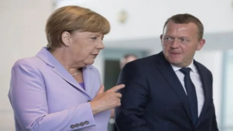 مركل: القادة الأوروبيون مستعدون لمناقشة أزمة اللاجئين