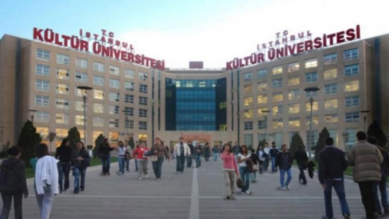 الطلبة السوريون في الجامعات التركية: أحلام تصطدم بواقع مرير
