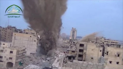 مقتل 20 عنصر لقوات النظام في تفجير نفق تحت مبنى في حلب