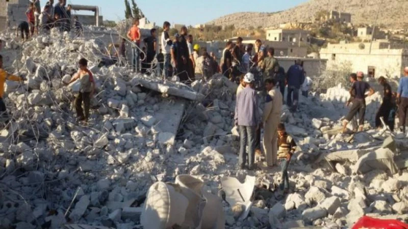  16 شهيد وجريح في قصف جوي على ريف إدلب