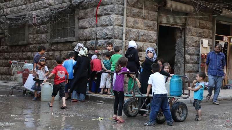 القصف الروسي يتسبب بكارثة مائية في حلب