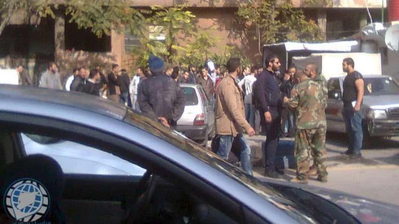 بالصور.. هكذا يتم اعتقال الشباب على حواجز دمشق