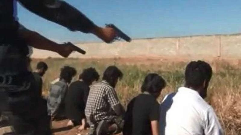 داعش يعدم 50 من عناصره رمياً بالرصاص بسبب مخالفتهم الأوامر