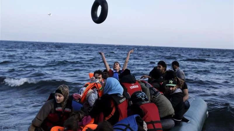 تعرف إلى الأسئلة التي يطرحها اللاجئون بعد اجتياز البحر