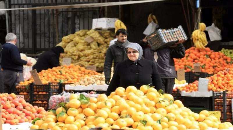 أسعار العملات والذهب والمواد الغذائية في أسواق سوريا