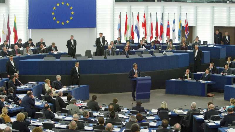 البرلمان الأوروبي يعتمد تقرير التقدم لتركيا الخاص بعام 2015