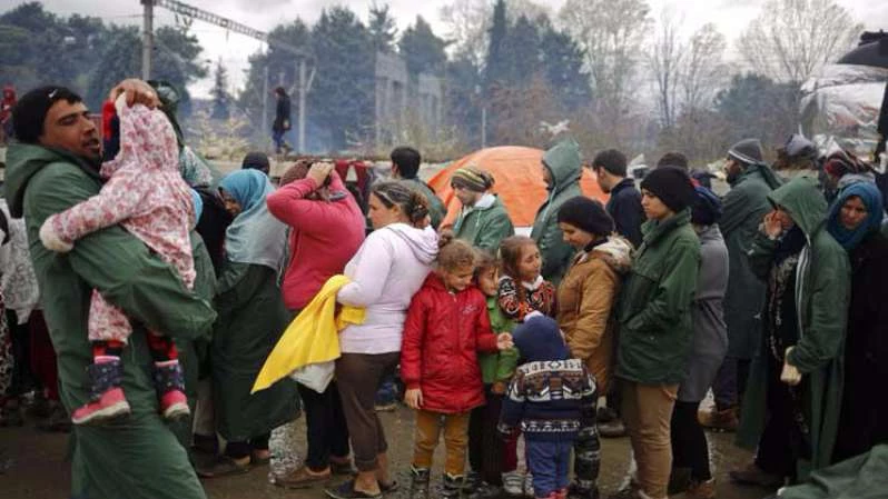 النمسا تقدم مساعدات مادية ومعدات لـ مقدونيا لمواجهة اللاجئين