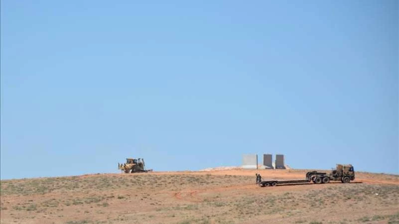 تركيا تعزز تدابيرها الأمنية على الشريط الحدودي مع سوريا