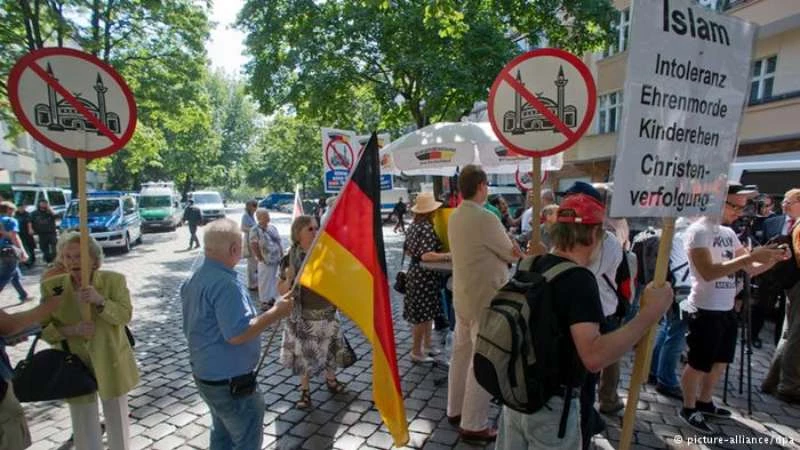  حزب يميني يعتبر الإسلام ليس جزءاً من ألمانيا 